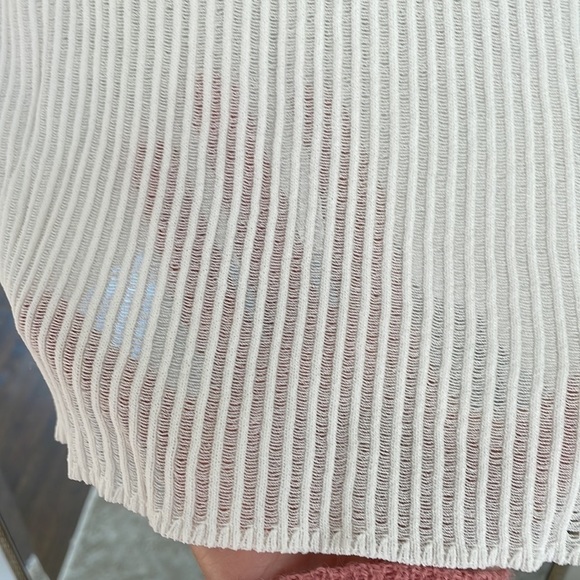 SEEK The Label White Crop Blouse - Picture 5 of 10